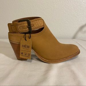 NEW CREVO Leather Eva Bootie Nubuck upper Adjustable Buckle closure 3” Heel NWT